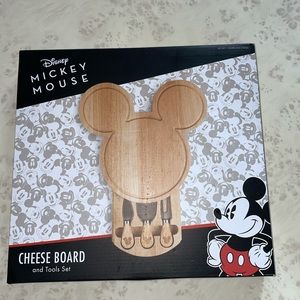 Mickey Mouse Cheese Board and Tools Set